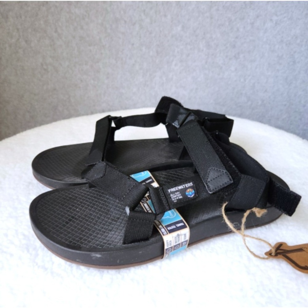 FREEWATERS Free Waters Men 13 Cloud 9 Ultra Flip Flops Sandals Beach Surf Shoes